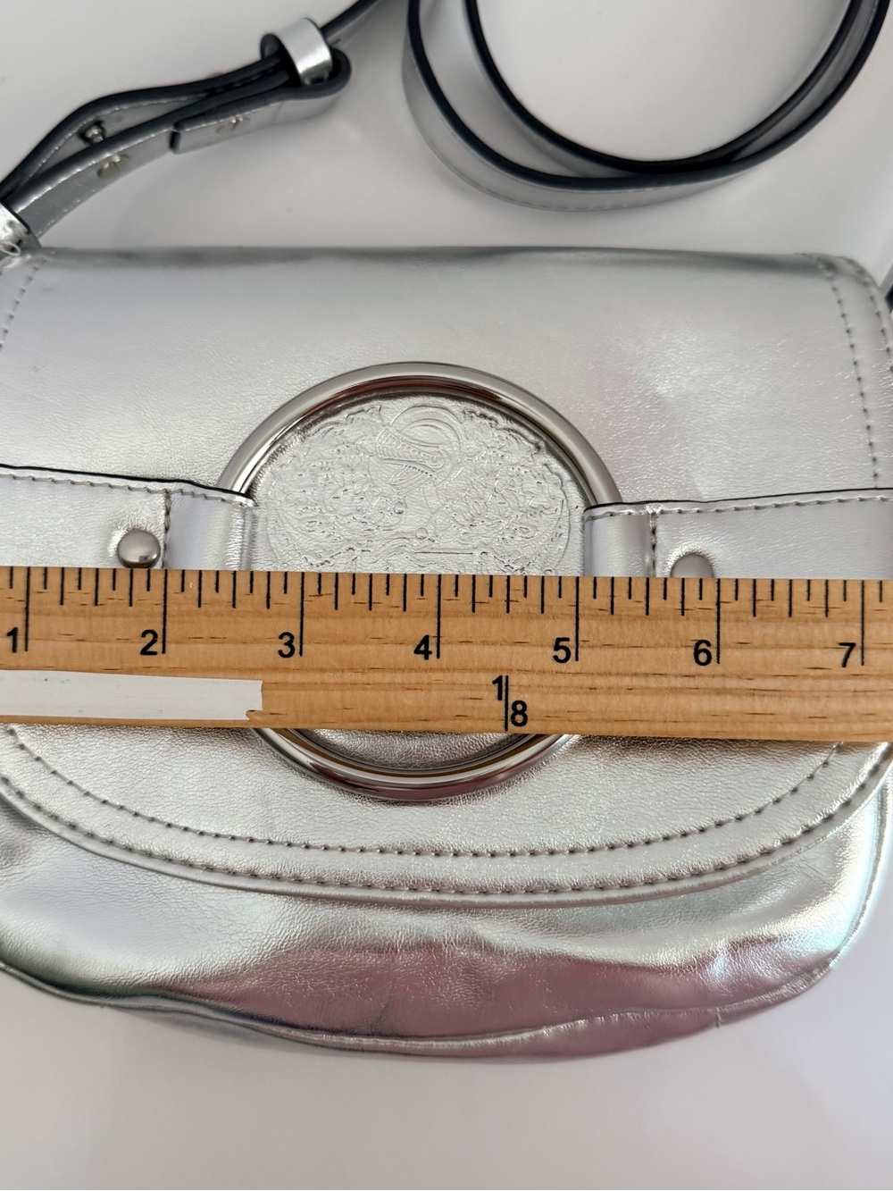 Vince Camuto Silver Metallic Crossbody with Embossed Crest - Picture 6 of 8